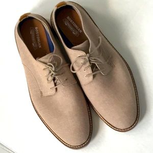 New! Bostonian men’s oxfords.